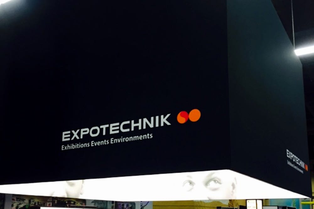 Hanging signage with seamless 16ft printed fabric graphics