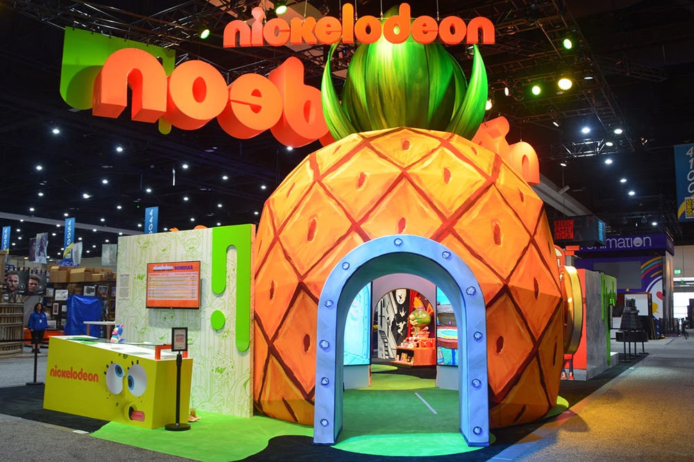 Nickelodeon printed tension fabric pineapple house